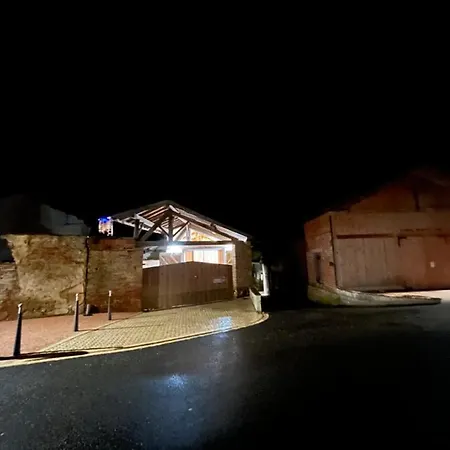 Le Jardin Secret Et Au Temps Suspendu Montpezat (Gers)
