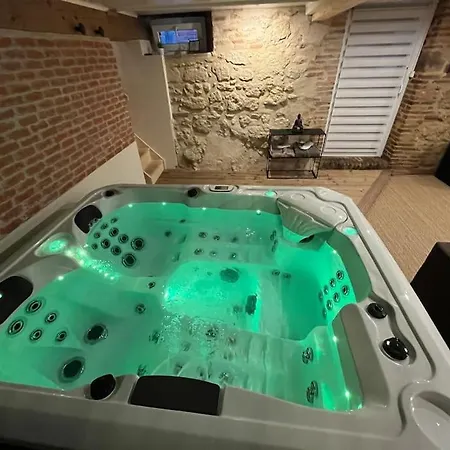 Le Jardin Secret Et Au Temps Suspendu Montpezat (Gers)