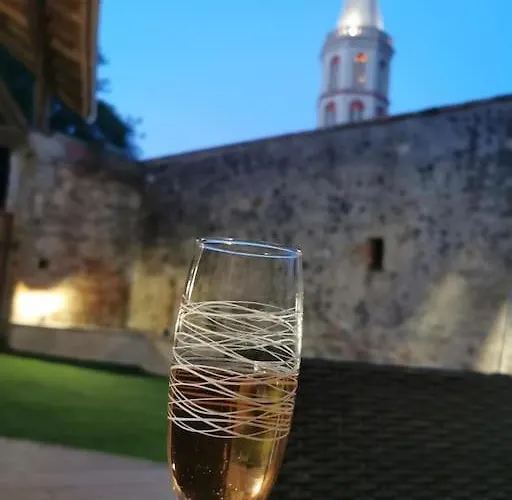 Σπίτι διακοπών Le Jardin Secret Et Au Temps Suspendu Montpezat (Gers)