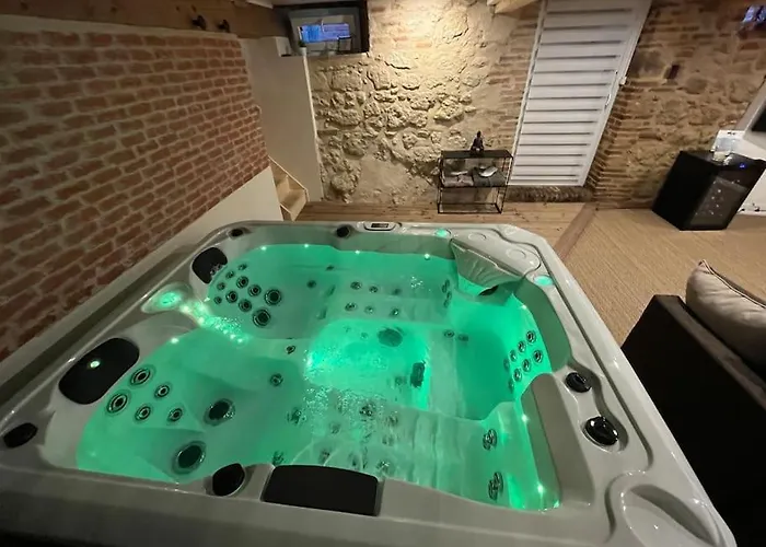 Le Jardin Secret Et Au Temps Suspendu Montpezat (Gers)